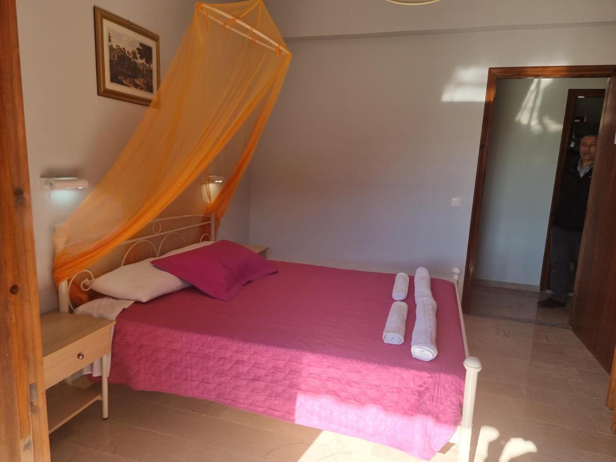 Feakes Apartments Arillas  Exterior foto