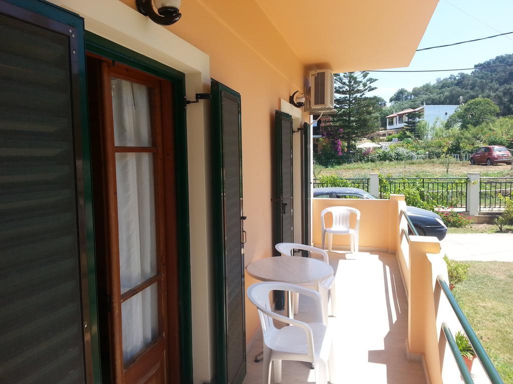 Feakes Apartments Arillas  Exterior foto
